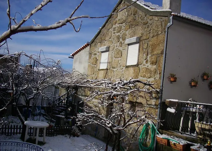 Casa Na Montanha Da Neve Seia